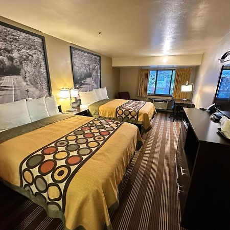 Super 8 By Wyndham Eau Claire Wi Hotel Exterior foto